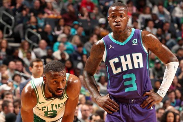 0万美元斯 0万美元斯