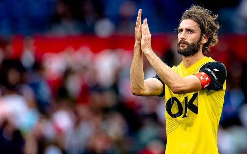 不乏年轻潜 不乏年轻潜